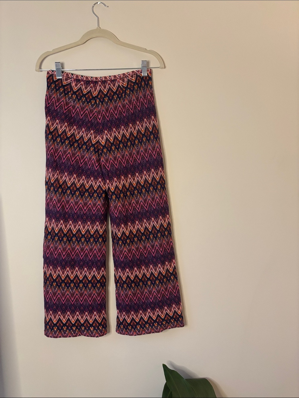 Trina Turk Purple Chevron Wide-Leg Knit Pants with Pink & Orange Accents